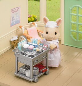 Calico Critters Calico Critters Infirmière de campagne 020373214040