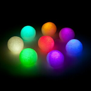 Goudurix Balle à jongler lumineuse mauve en plastique mou (unité) *